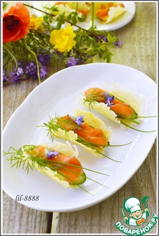 Salted salmon with pomegranate juice and a snack out of it