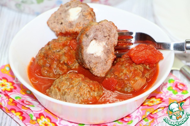 Baked meatballs with feta