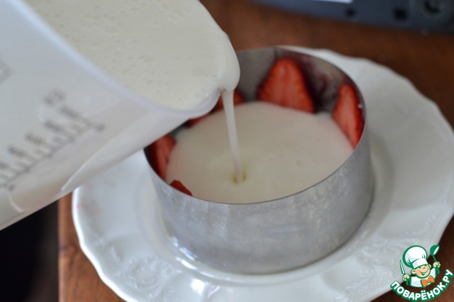 Dessert strawberry cheese