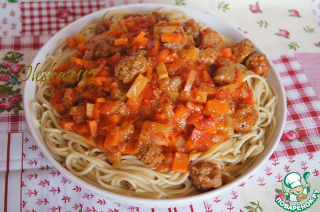 Spaghetti with Italian sauce