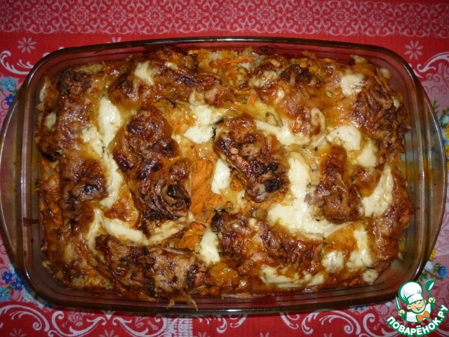 Chicken with rice, baked in the oven