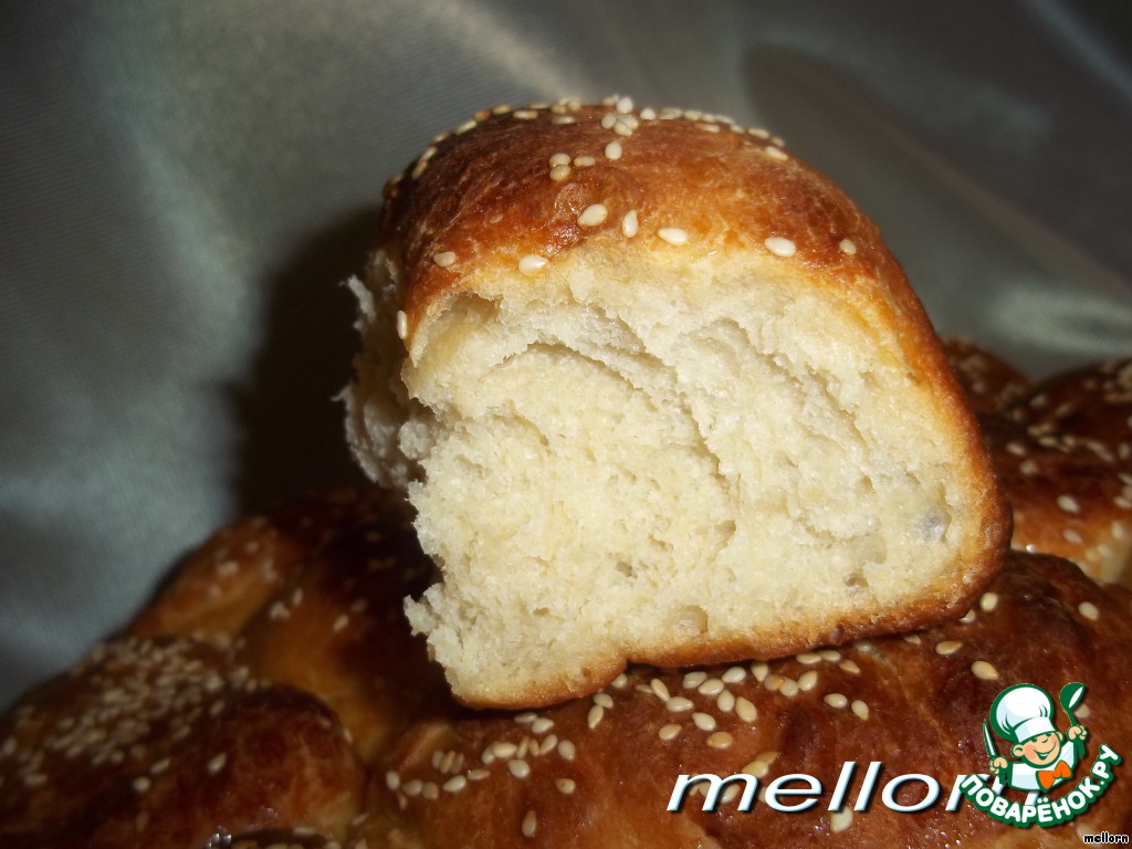 Milk potato bread with sesame seeds