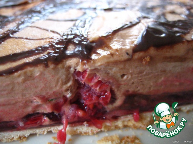 Raspberry cake dessert with chocolate cream