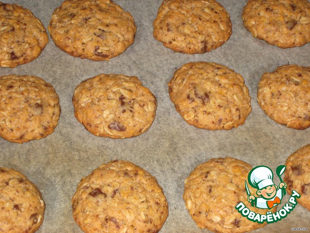 Cookies oatmeal-corn with chocolate