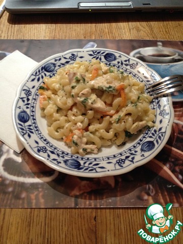 Pasta with chicken for a quick dinner