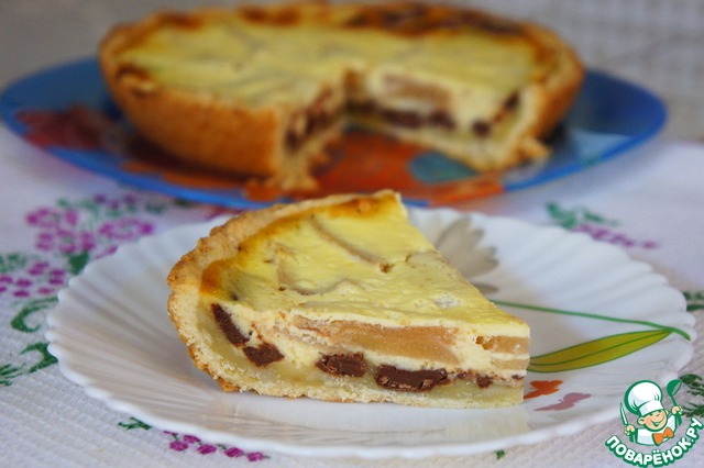 Cake with pears and chocolate