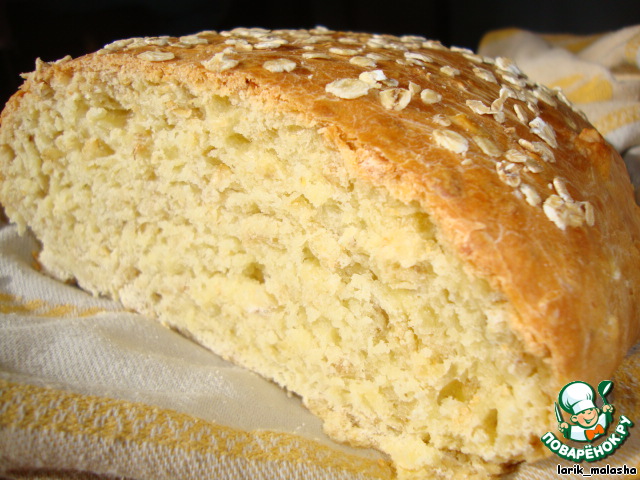 Bread with oat flakes and honey