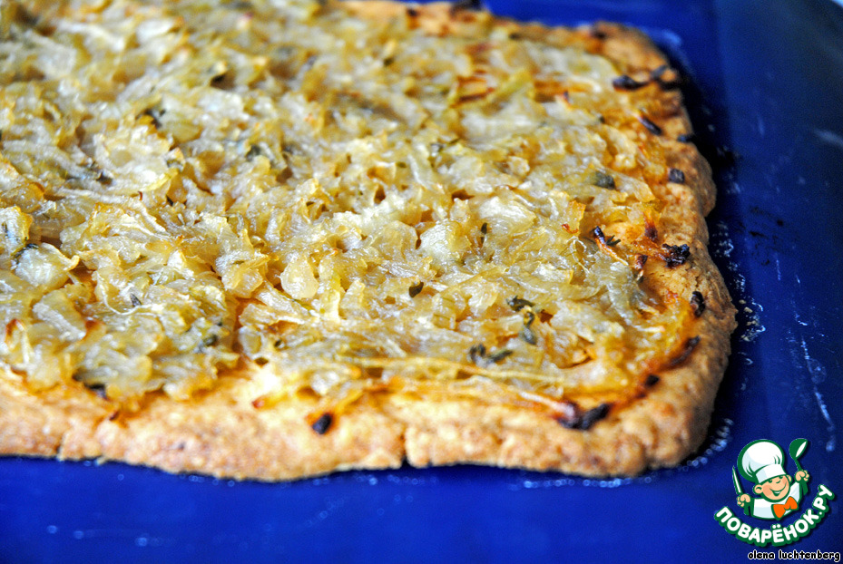 Onion-cheese tart