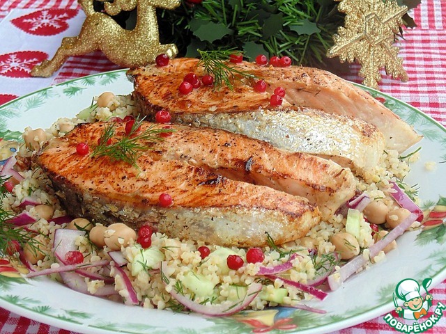 Salmon with bulgur in Norwegian