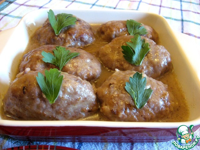Homemade meatballs in sauce