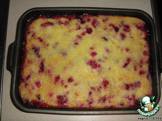 Plum pie with custard sweet