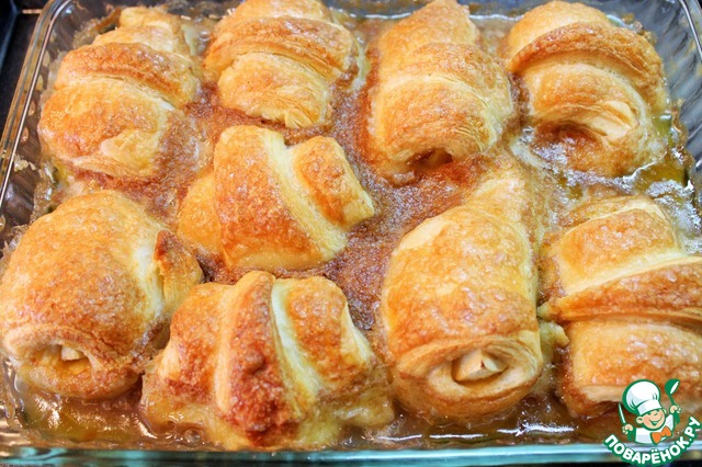 Croissants with apples in caramel sauce