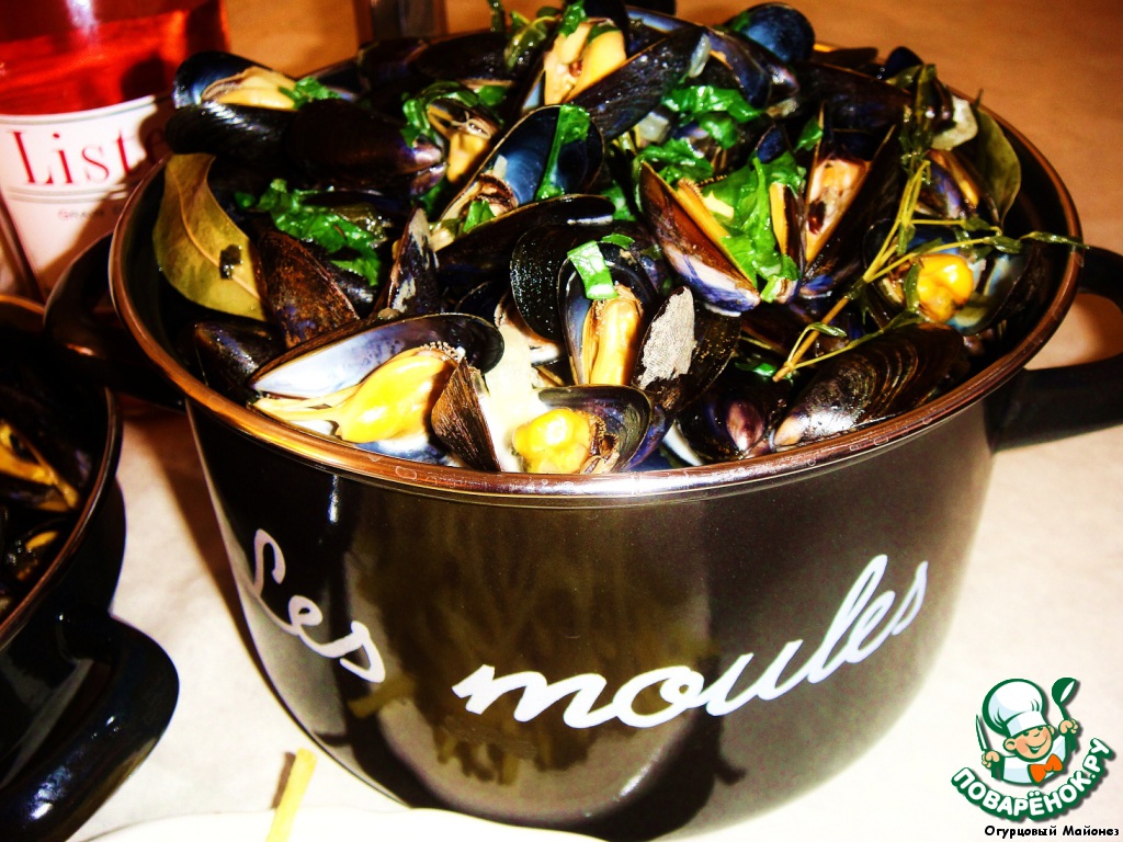 Мидии в винно-сливочном соусе «Moules-frites»