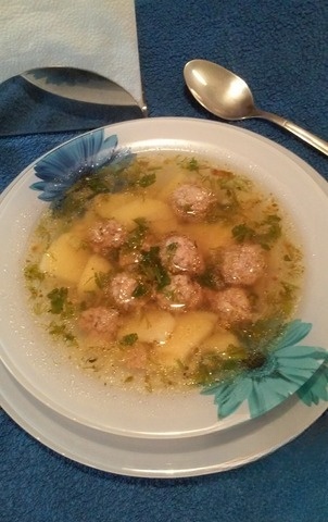 Суп с фрикадельками