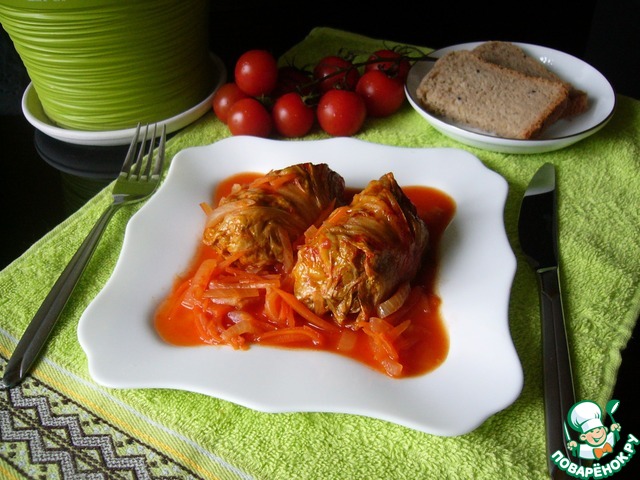 Cabbage rolls in tomato juice