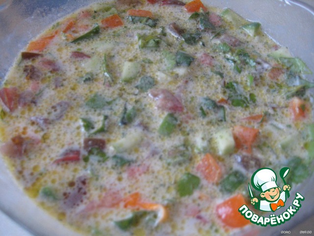 Cool fitness vegetable soup with yogurt