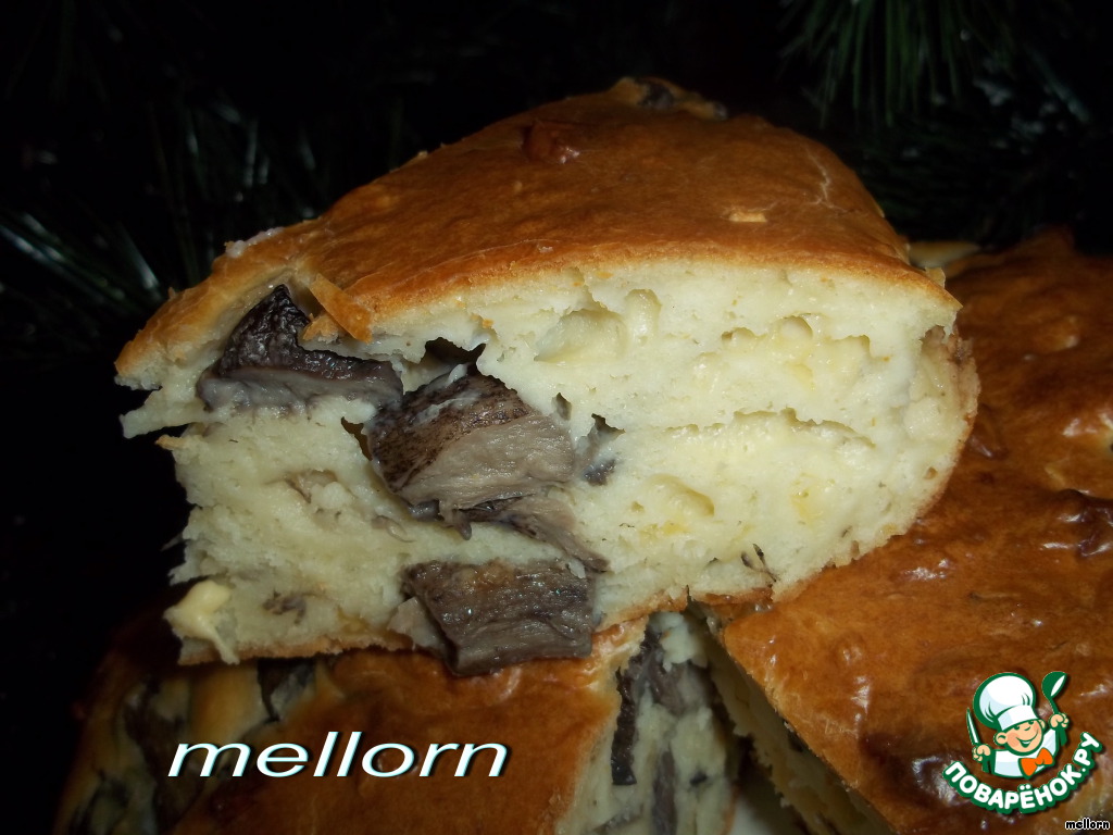 Cake-cake with mushrooms and cheese