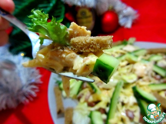 Christmas salad with baked chicken breast