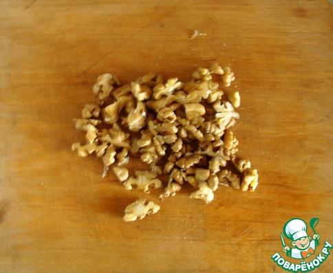 Куриные сердечки с грецкими орехами