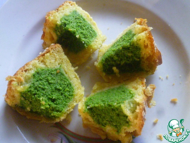 Cheese muffins with spinach