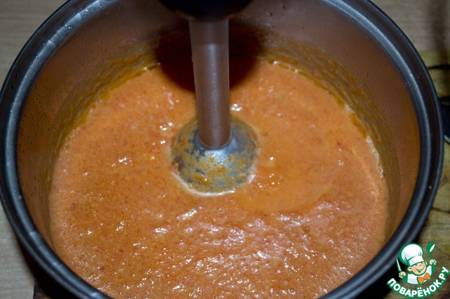 Soup of roasted peppers