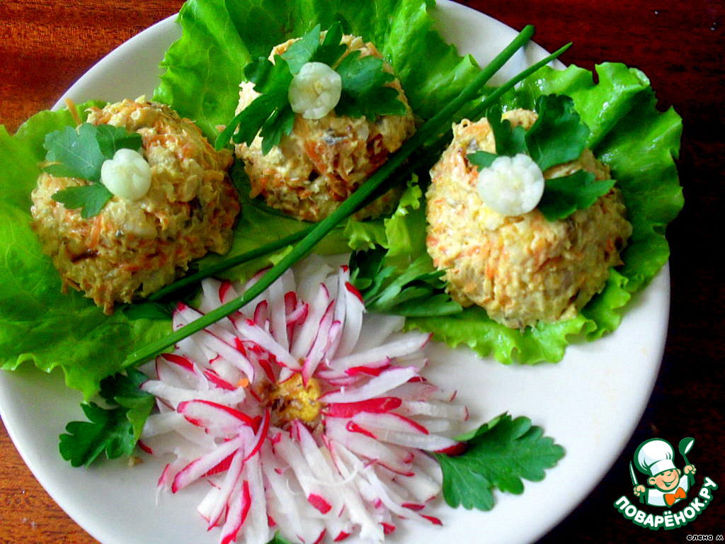 Fish snack inspired salad 