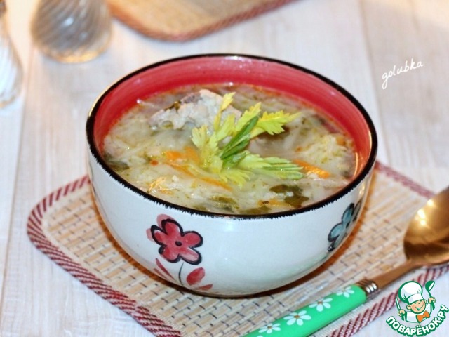 Soup with couscous and spinach