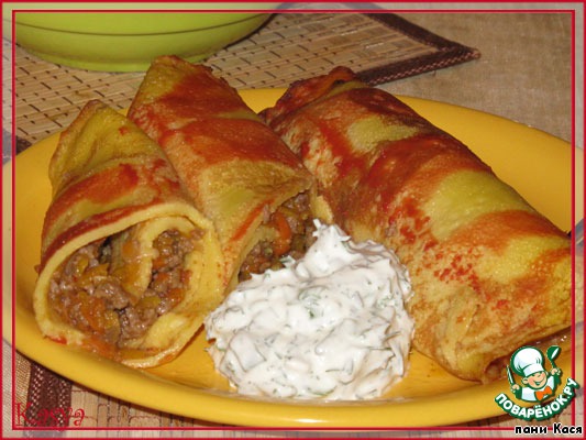 Pumpkin stuffed rolls