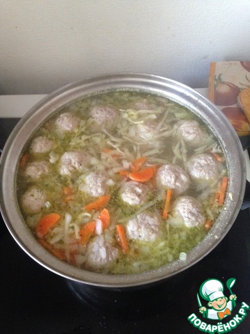 Soup with meatballs 