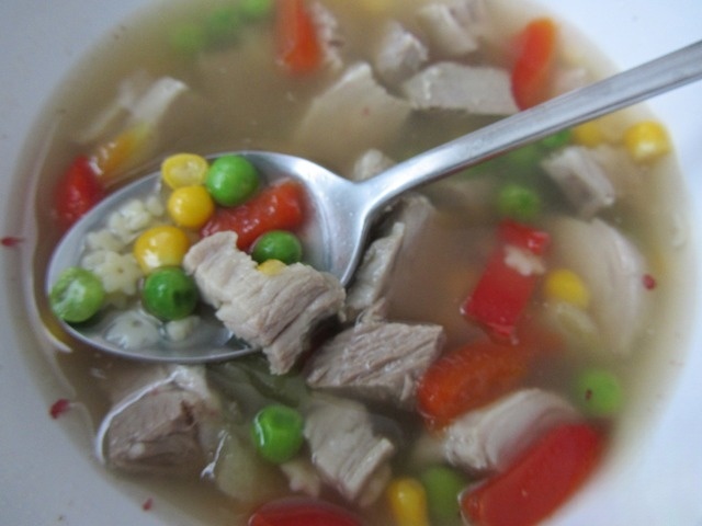 A 10-minute lamb soup with pasta