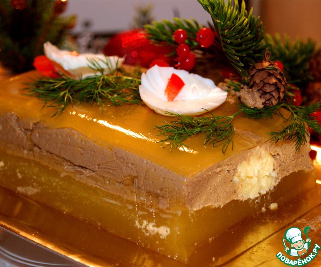 Pate with cheese-almond layer, covered with jelly