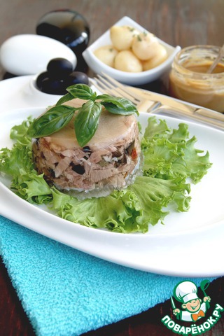 Mini terrines of pork shank with olives, capers and sun-dried tomatoes