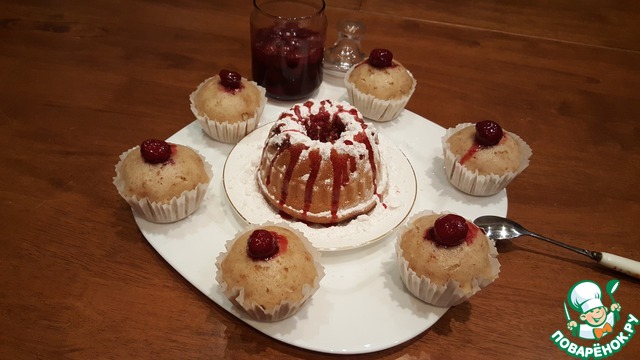 Coconut cupcakes for a couple in the oven