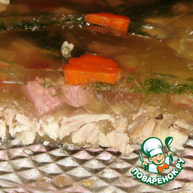 Aspic with chicken and ham