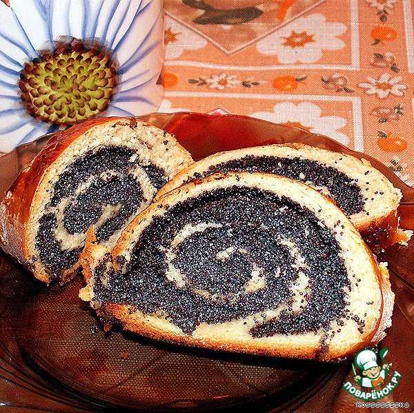 A poppy seed roll