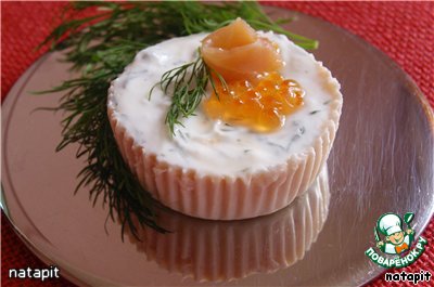 The salmon mousse with dill jelly
