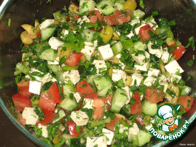 Vegetable salad with feta cheese