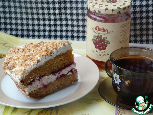 Carrot cake with cream cheese and cranberries