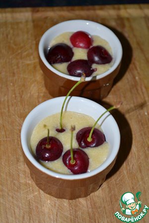 Clafoutis with cherries