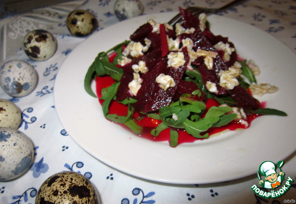 Salad of marinated beets, arugula and oatmeal