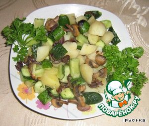 Potato salad with cucumbers and mushrooms