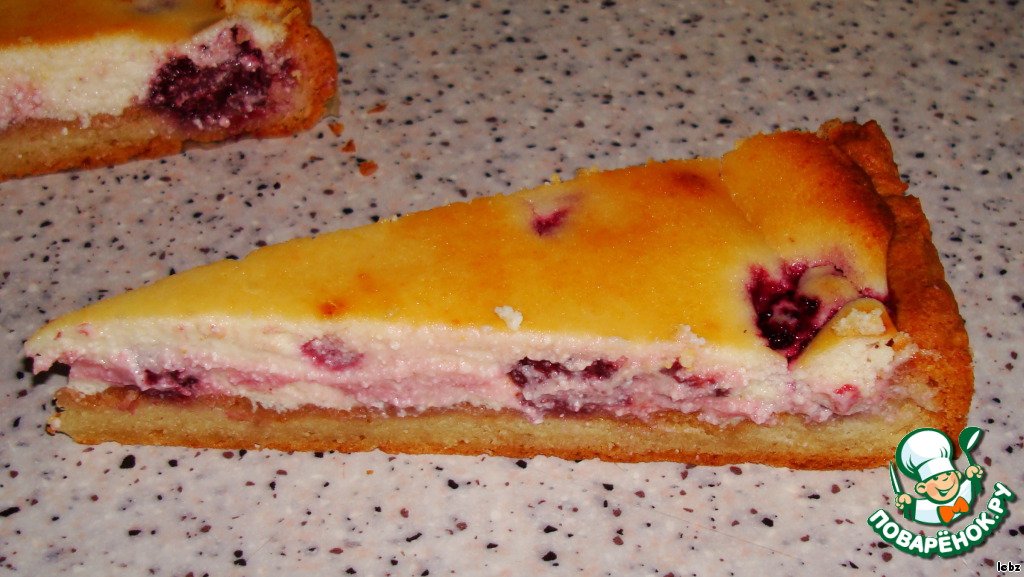 Cheese cake with a delicate cream and BlackBerry cream