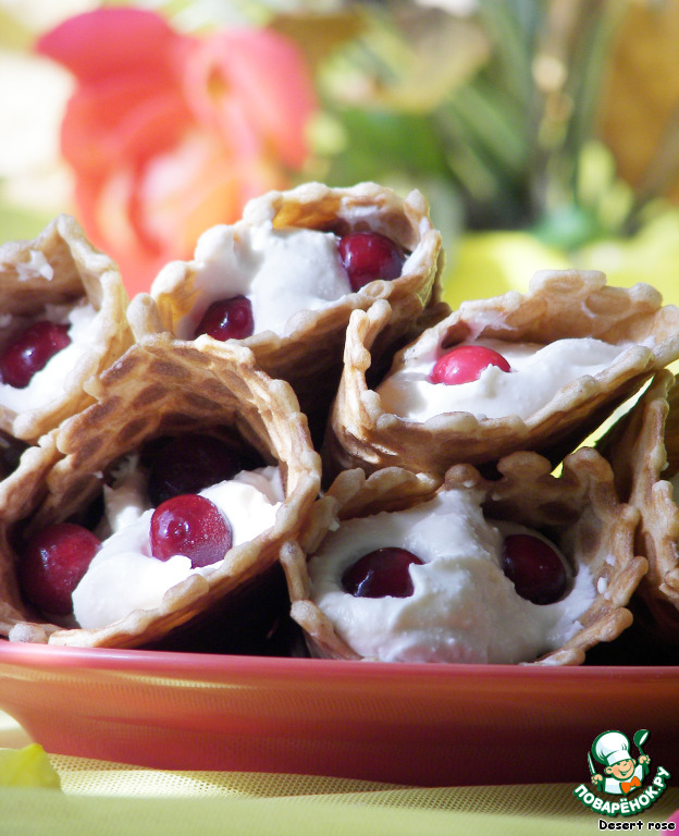 Waffle cones with chocolate cream and cranberries