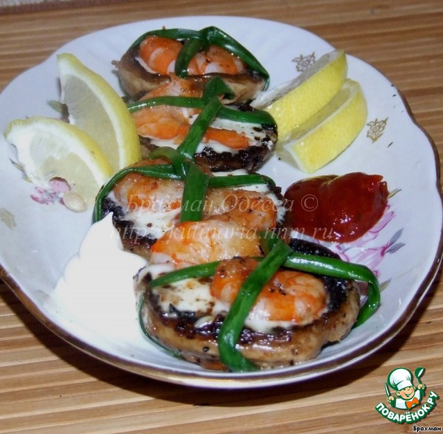 The shrimp in the hat, with cream cheese