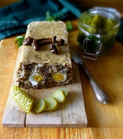Pudding with wild mushrooms