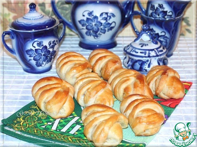 Popovers with honey