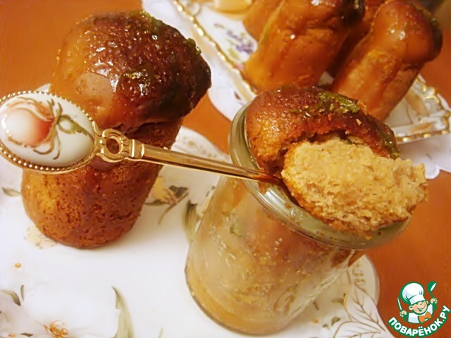 Muffins, feijoa and citrus glaze