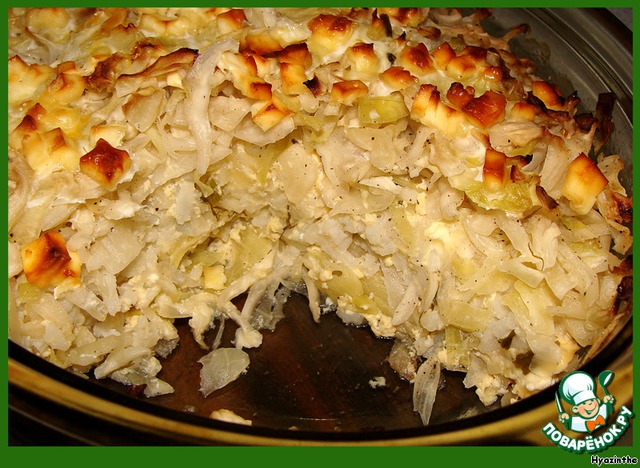 Cabbage baked with rice and cheese