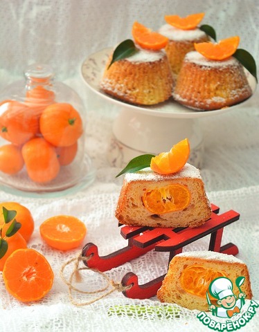 Muffins with whole tangerines