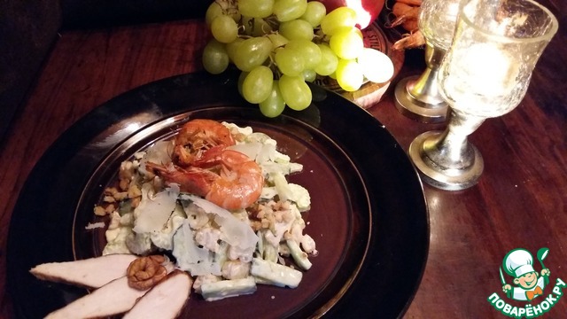 French salad with chicken and shrimp